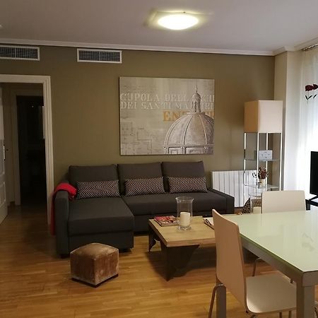 18 Torres El Pilar Lejlighed Zaragoza Eksteriør billede
